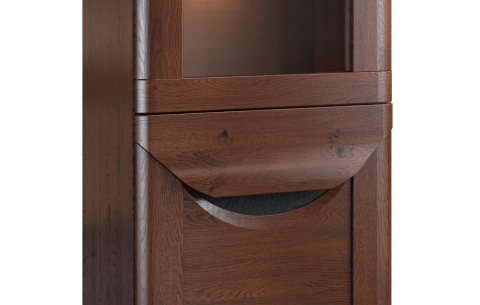 Vitrina BARI 8549